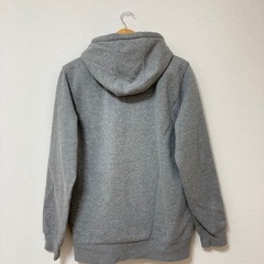 ユニクロ 裏ボアパーカー グレーの画像