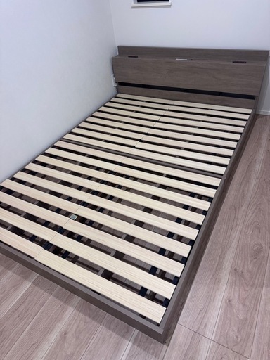 新古ローベッドダブルフレームのみのみ