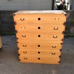 桐タンス 総桐 2段重ね 引き出し6杯 取手金具が取れてるため格安❗️95cm×44cm×高さ114cmの画像