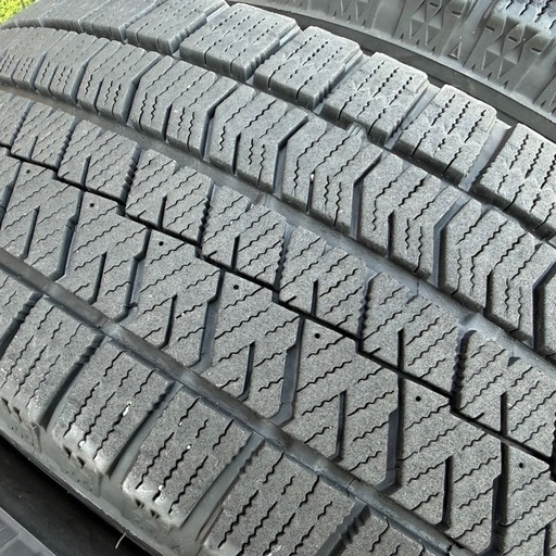 195/65R15ブリヂストンVRX2スタッドレスタイヤ4本ヴォクシー ノア プリウス セレナ ステップワゴン エスクァイア カローラ ctct200ほか他