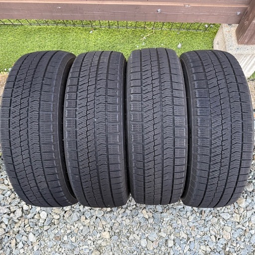 195/65R15ブリヂストンVRX2スタッドレスタイヤ4本ヴォクシー ノア プリウス セレナ ステップワゴン エスクァイア カローラ ctct200ほか他
