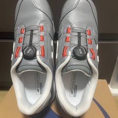 ニューバランス　安全靴　２６センチの画像