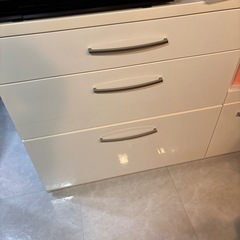 ニトリ　
食器棚の画像