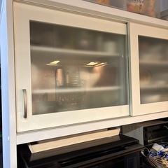 ニトリ　
食器棚の画像