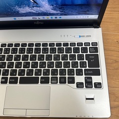 富士通 超高解像度 LIFEBOOK S935/K Win11/office 2024の画像
