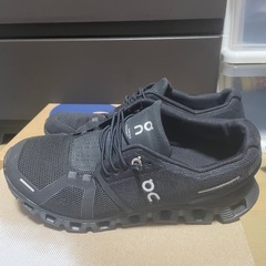 on ランニング・ウォーキングシューズの画像