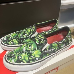 vans スリッポン　スカル柄の画像