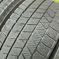 205/60R16ブリヂストン ブリザック VRX3スタッドレスたいやタイヤ4本ヴォクシー ノア ジューク エスクァイア ステップワゴンほか他の画像