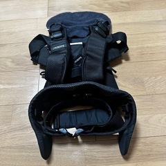 ベビービョルン抱っこ紐　ONE ＋　ブラック　メッシュの画像