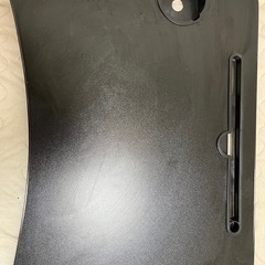 折り畳み机の画像