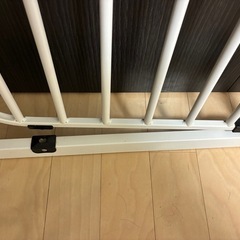 日本育児 ベビーズゲート 日本育児　ベビーゲート　
ホワイト NI-4006 (取付幅 73~90cm)の画像