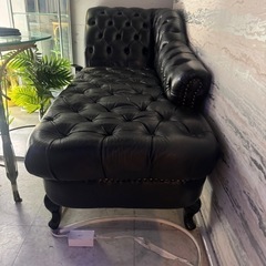 大きいソファーの画像