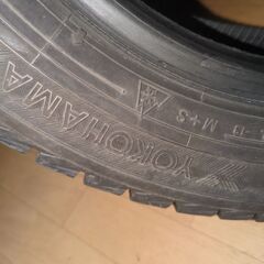 ヨコハマタイヤスタットレスタイヤ155.65R13の画像