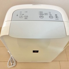 【美品】シャープ　衣類乾燥除湿機　CV-N71 コンプレッサー方式　2022年製　の画像