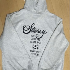 STUSSYぱパーカーの画像