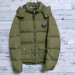 STUSSYダウンの画像