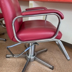 差し上げます！美容室カットチェア3台！の画像