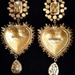 ドルチェ＆ガッバーナ ディヴォーション　イヤリングです。の画像