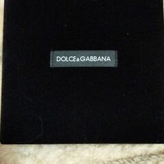 ドルチェ＆ガッバーナ ディヴォーション　イヤリングです。の画像