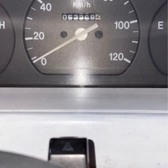 スズキ
キャリーの画像