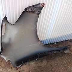 中古パーツ　タントエグゼ　カスタム　Ｌ455Ｓ　左フェンダー！！　　　　の画像