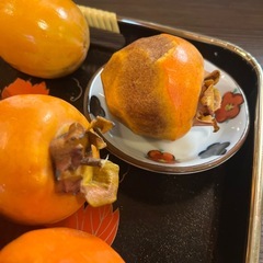 ゴマが入った甘柿10ケの画像