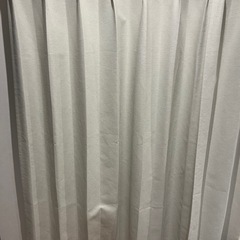 カーテンの画像