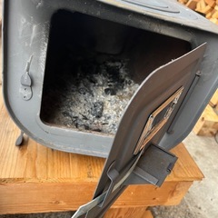 薪ストーブの画像