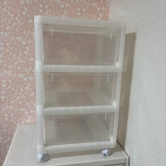 ルームケース３段の画像