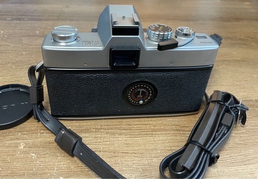 ミノルタの機械式一眼レフカメラ「MINOLTA SR-T101」　
趣味