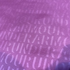 【中古】Under Armour キッズパーカー フード付き　サイズYLG ピンクの画像