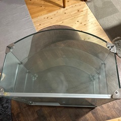 お取り引き予定者が決まりました　
ガラスのショーケースの画像