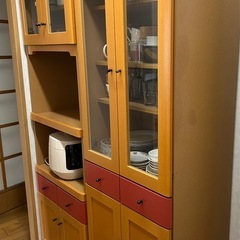 食器棚の画像