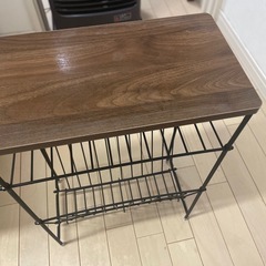 サイドテーブルの画像