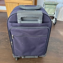 キャリーケースの画像