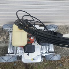 共立SP850Aスパイダーモア 斜面草刈機 畦草刈機の画像