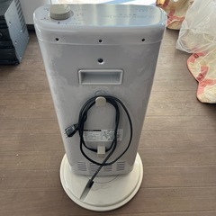 YAMAZEN電気ストーブの画像