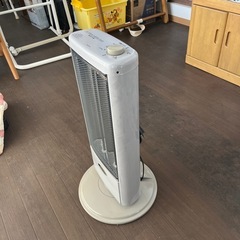 YAMAZEN電気ストーブの画像