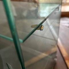 お取り引き予定者が決まりました　ガラスのショーケースの画像