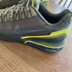 美品　NIKEナイキ　エアマックス　カーキ　の画像