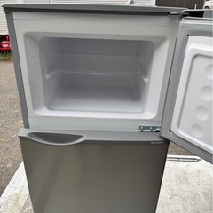 Sharp 2019年製 118L冷蔵庫 SJ-H12D-Sの画像