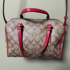 コーチ　ミニボストン　ハンドバッグ　ショルダーバッグ　シグネチャーの画像