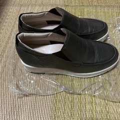 VITA NOVA 厚底3センチスリッポン　22センチEEE カーキーの画像