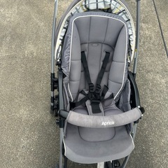 ✩お値下げ可能✩アップリカラクーナクッションAB型両対面式ベビーカーの画像
