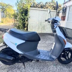 エンジンはとても良いです。スズキ レッツ4。バッテリーは新品です。フロントタイヤはほぼ新品です。燃料噴射システムです。の画像