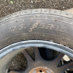 15インチアルミホイールタイヤ4本セットの画像
