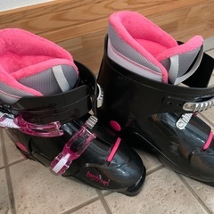 ジュニアスキー•ウェア160セット
の画像