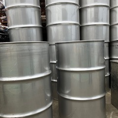 钢 製 のドラム 缶 の画像
