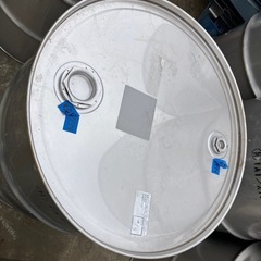 钢 製 のドラム 缶 の画像