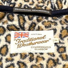 裏地レオパード柄 トラディショナルウェザーウェア フード付キルティングジャケットの画像